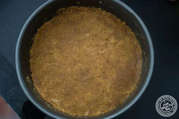 S'Mores pie recipe: Graham cracker crust