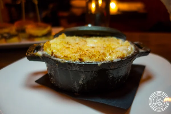 Mac and cheese at The Gilroy on the Upper East Side, NYC, New York