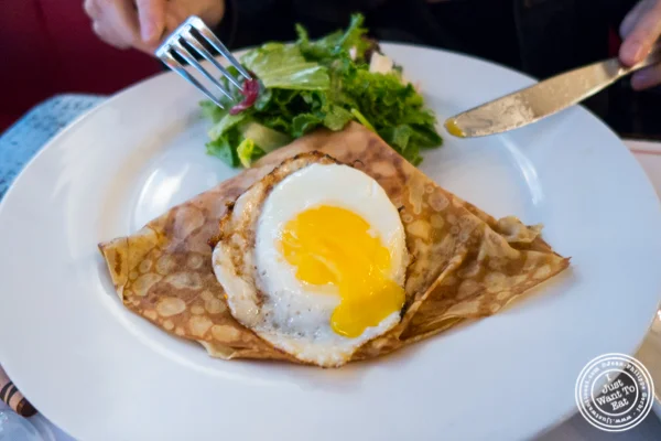 Crepe classique at Cafe 123 in Times Square, NYC