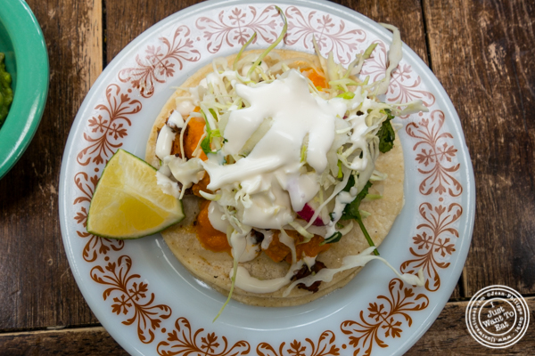 Pollo al pastor taco at La Cholita Linda in Oakland, CA