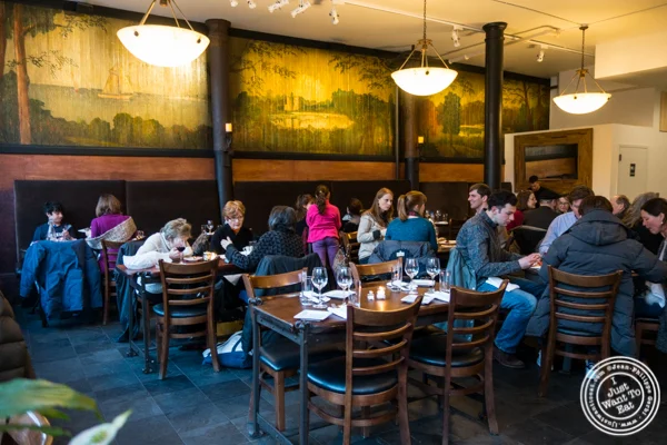 Dining room at Bella Luna on the Upper West Side, NYC, NY