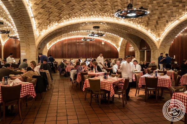 Dining room at Grand Central Oyster Bar in NYC, NY