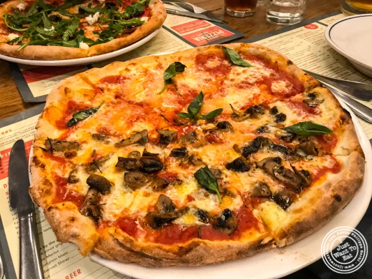 Margarita pizza at Jamie's Pizzeria at The Ambience Mall in Gurgaon, India