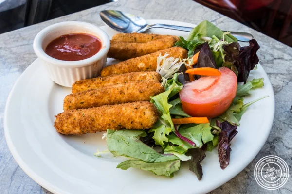 Mozzarella sticks at Don Giovanni in Hell's Kitchen