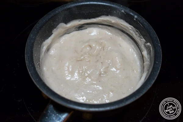 Banana purée mixed with the sugar syrup