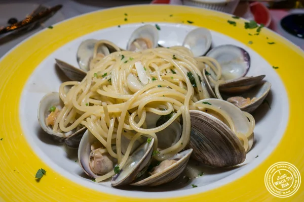 Spaghetti alle vongole at Da Marino in Times Square