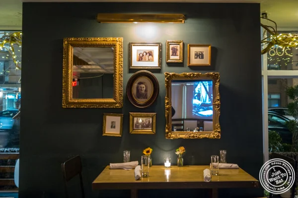 Dining room at Blue dog cafe in NYC, NY