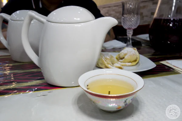 Green tea at U Yuri Fergana in Rego Park, Queens