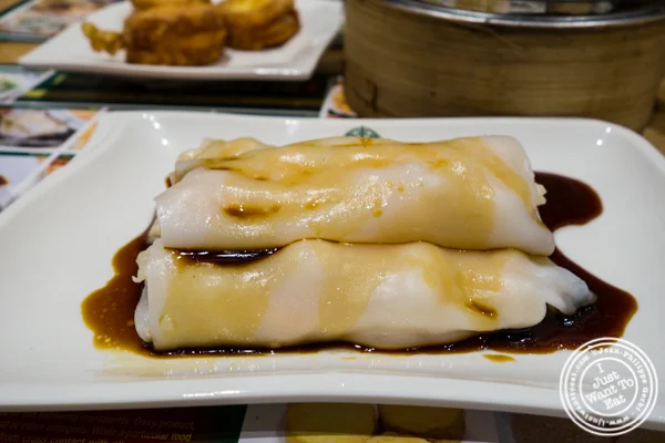Steamed rice rolls with shrimp at Tim Ho Wan in Hell's Kitchen