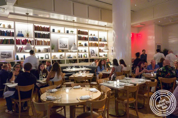 Dining room at La Pecora Bianca, Midtown East