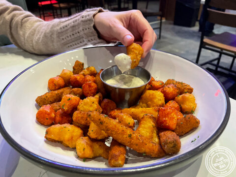 Crispy bites at @lolahoboken: fried cauliflower, fried zucchini and sweet potato tater tots 😱
.
.
.
.
.
#ontheblog #blog #foodblog #foodie #foodiesofinstagram #foodies #foodblogger #foodiegram #foodiegram #foodielife #foodiefeature #foodielove #food