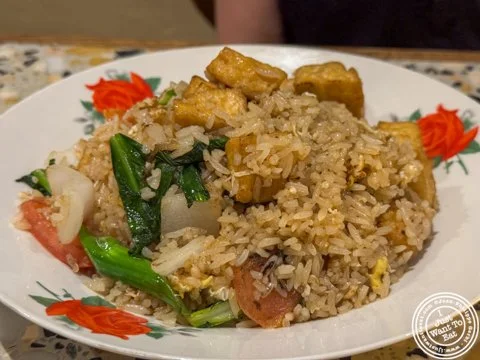 The fried rice at @dagg.nyc is one of the best I had! 
.
.
.
.
.
#foodblog #foodie #foodiesofinstagram #foodies
#foodblogger #foodiegram #foodiegram #foodielife
#foodiefeature #foodielove #food #foodporn
#foodphotography #foodpics #foodpic #foodphoto