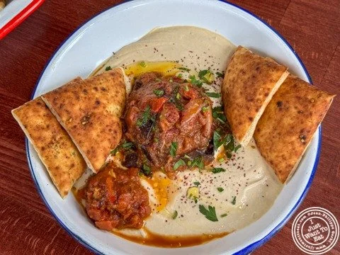 Hummus and peppers at  @gotanhoboken
.
.
.
.
.
#ijustwanttoeat #foodblog #foodie #foodiesofinstagram #foodies
#foodblogger #foodiegram #foodiegram #foodielife
#njeats #njfoodie #njfoodblogger #njrestaurants #jerseyeats #eastcoastfoodies #eatlocalnj #
