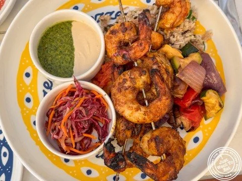 On the blog today, @mamamezzenyc , the new restaurant from @chefeinat, that serves delicious Mediterranean cuisine 🤤

Check out what we had there ➡ Link in profile
.
.
.
.
.
#foodblog #foodie #foodiesofinstagram #foodies
#foodblogger #foodiegram #fo
