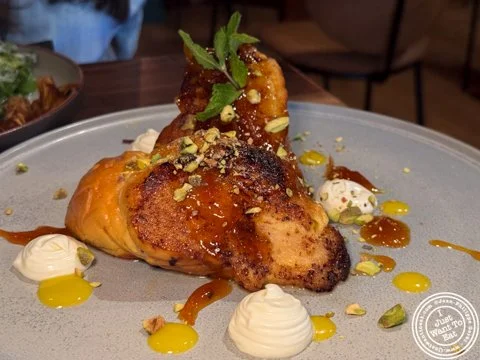 The brunch at @sanbabilanyc , a restaurant on the UES is so good 🤤
Their challah French toast is one of the best I had: so eggy 👅
.
.
.
.
.
#foodblog #foodie #foodiesofinstagram #foodies
#foodblogger #foodiegram #foodiegram #foodielife
#foodiefeatu