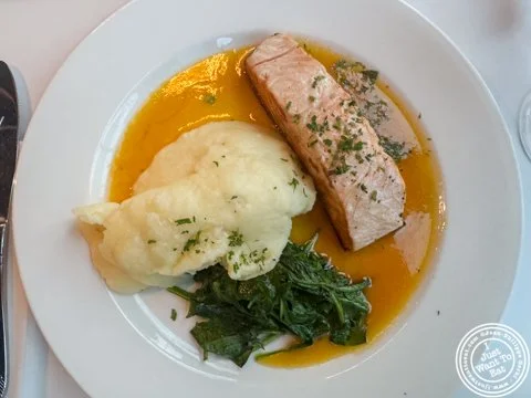 Pan seared salmon at @blueanchorjc , served with orange beurre blanc, mashed potatoes and saut&eacute;ed spinach: the fish was perfectly cooked and that sauce was superb.

.
.
.
.
.
#ijustwanttoeat #foodblog #foodie #foodiesofinstagram #foodies
#food