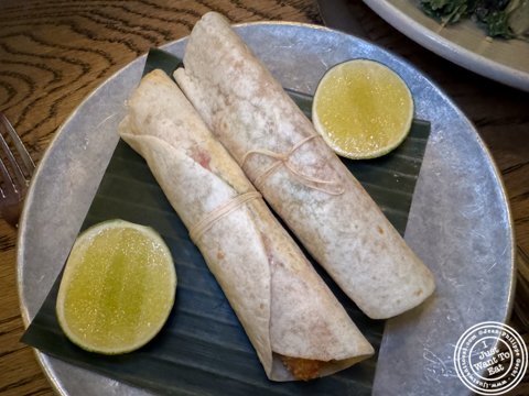 On the blog today, @elveznyc  near Battery Park where we went twice for brunch.
I had for instance, their crispy Mahi Mahi tacos, but I admit that it was not my favorite. 
Dessert might be! 

Check out what we had ➡  Link in profile!
.
.
.
.
.
#foodb
