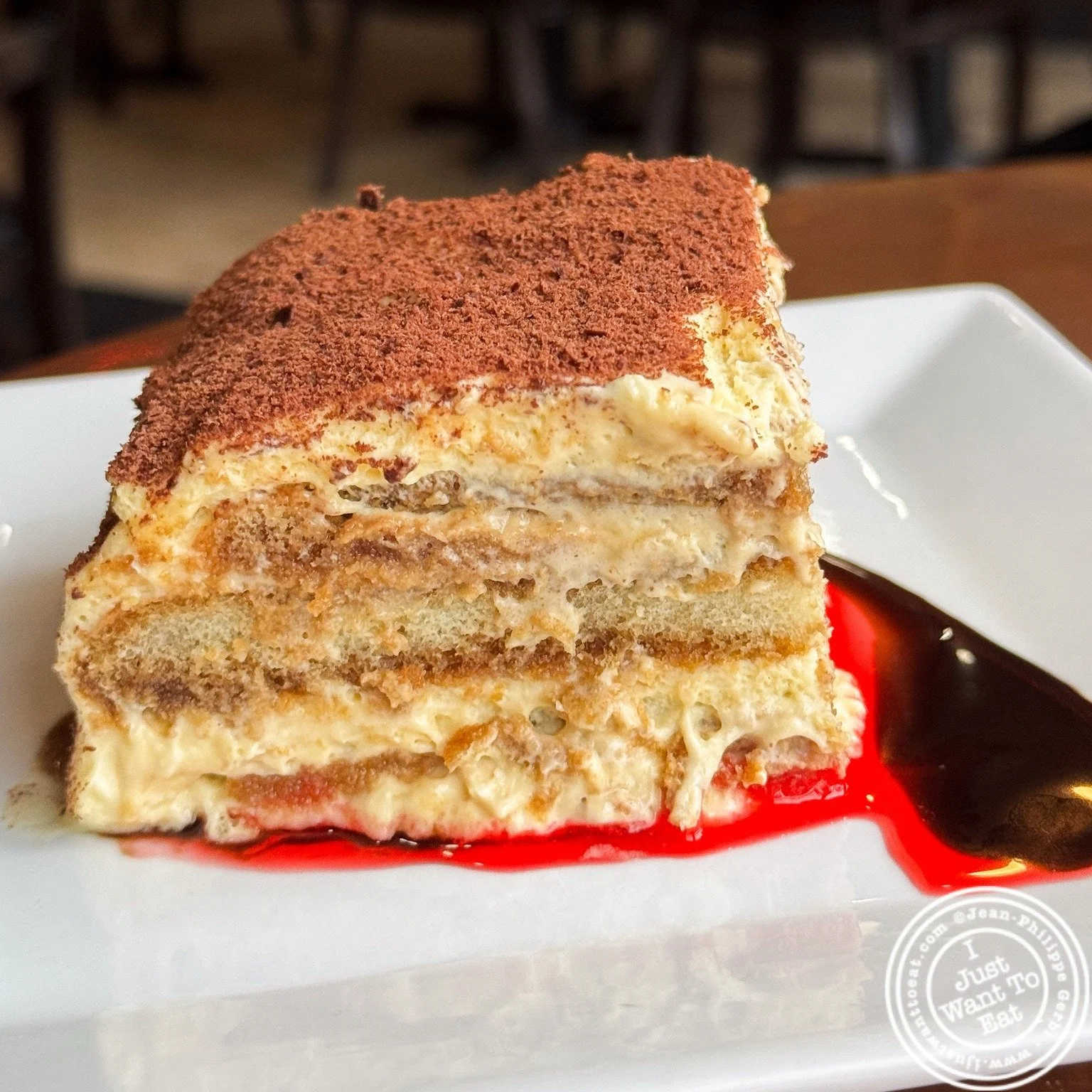 Wrapped up an amazing meal at Bella Trattoria with the dreamiest homemade tiramisu 🍰✨

Creamy, fluffy, and absolutely worth every bite 😍
Nothing beats ending the night on a sweet note like this 🍮❤️
@bellatrattorianj

#ijustwanttoeat #tiramisu #des