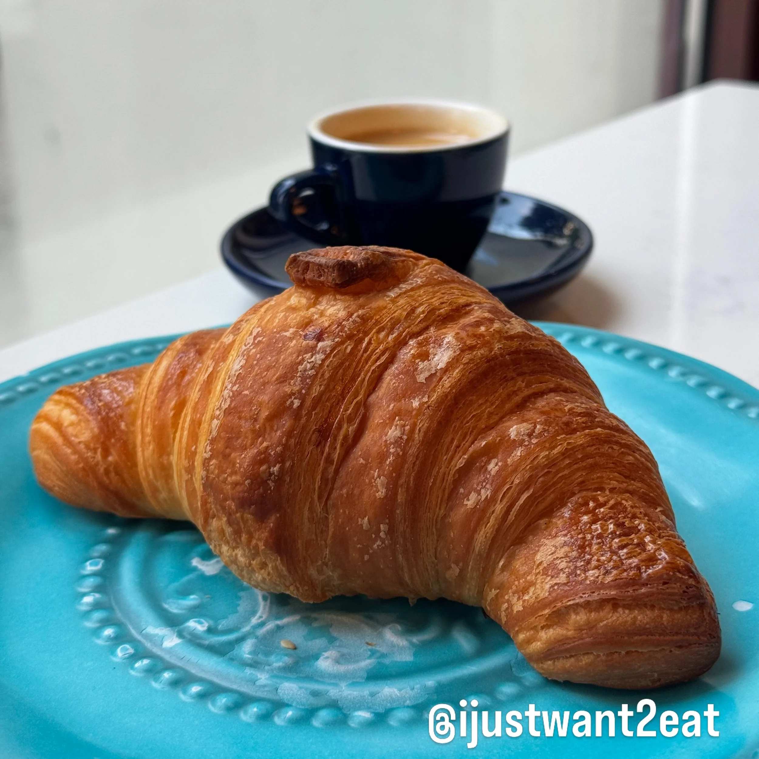 Some mornings don&rsquo;t need to be complicated 🥐☕ Just a warm, flaky croissant and a double shot of espresso &mdash; that&rsquo;s the whole breakfast, and honestly it&rsquo;s all I need. There&rsquo;s something so satisfying about that first crack