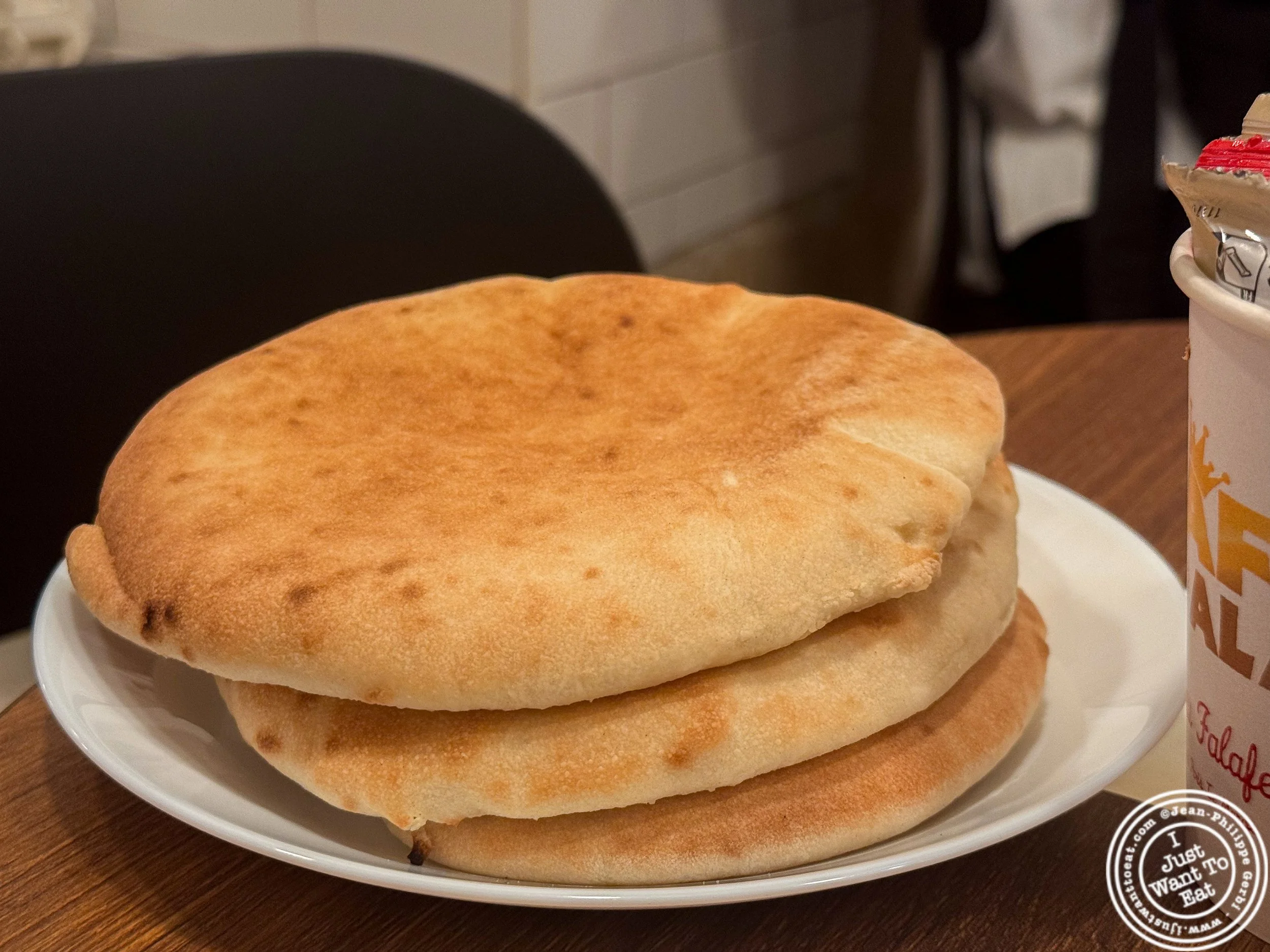Pita at King falafel palace / Le Roi du Falafel rue des rosiers Paris, France