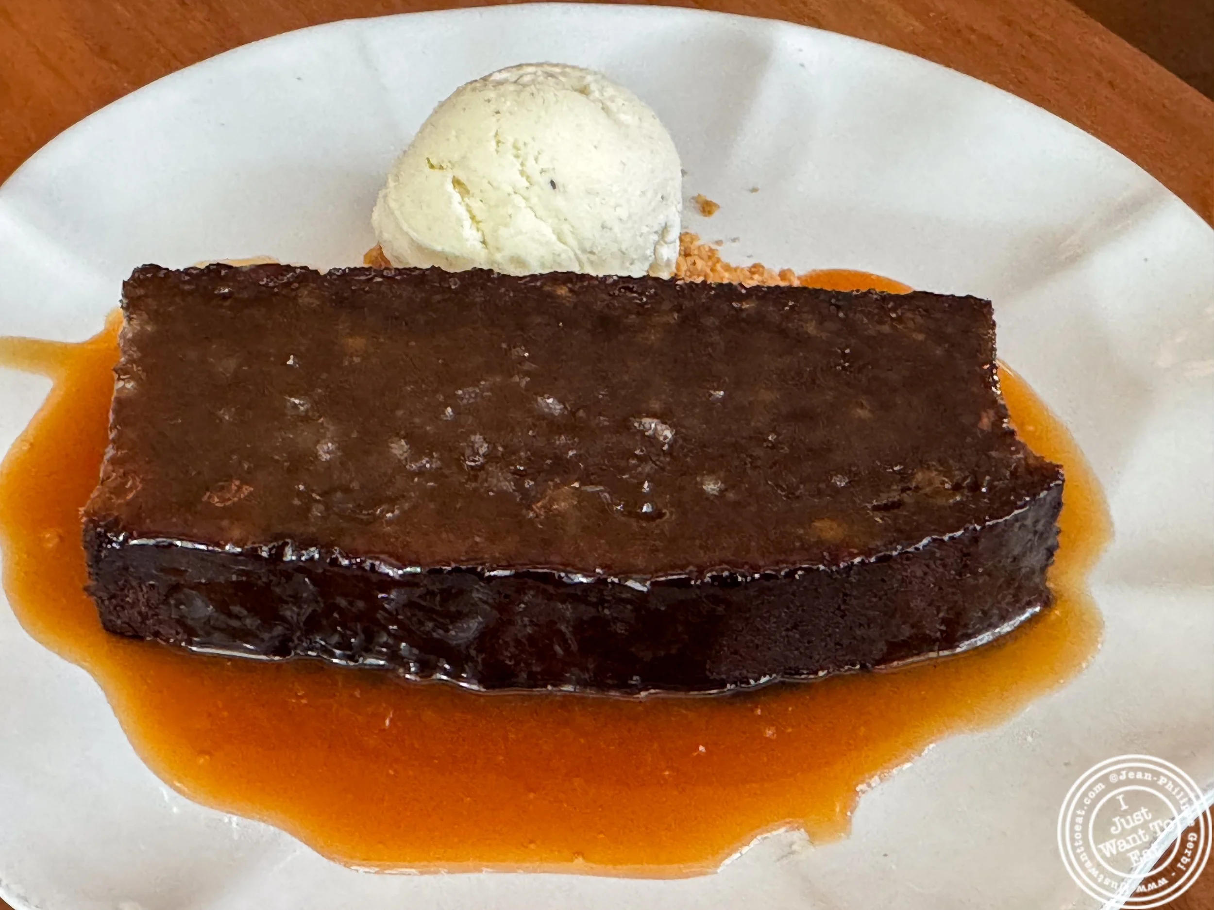 Sticky toffee pudding at Viv & Jules in Hoboken, NJ