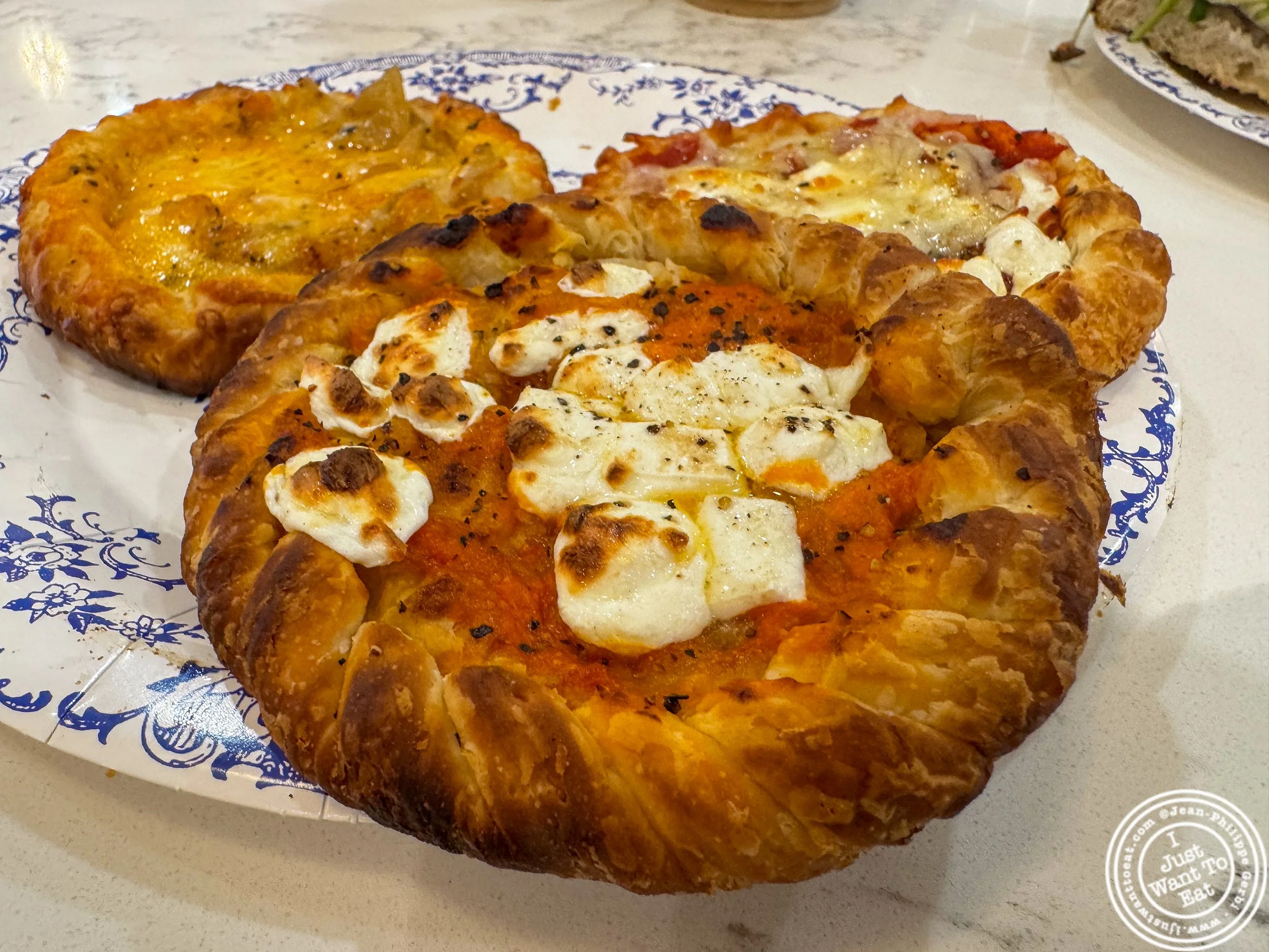 Margherita pizza at Viva La Dough in NYC, NY