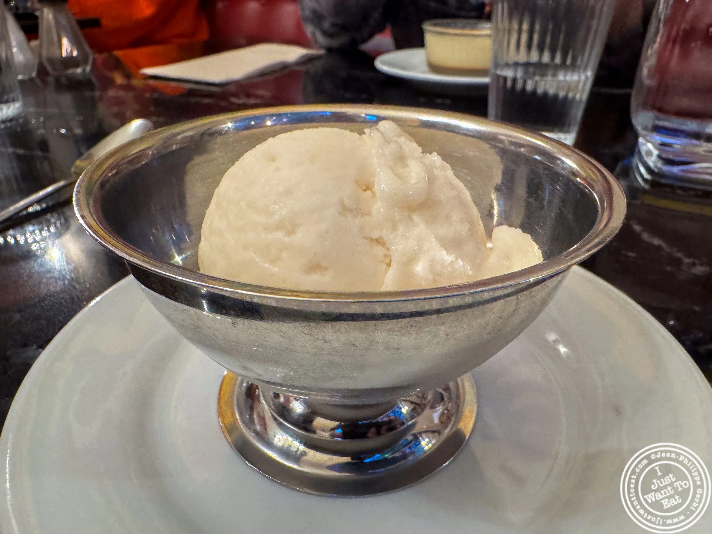 Pear sorbet at Le Bouillon des Archers in Grenoble