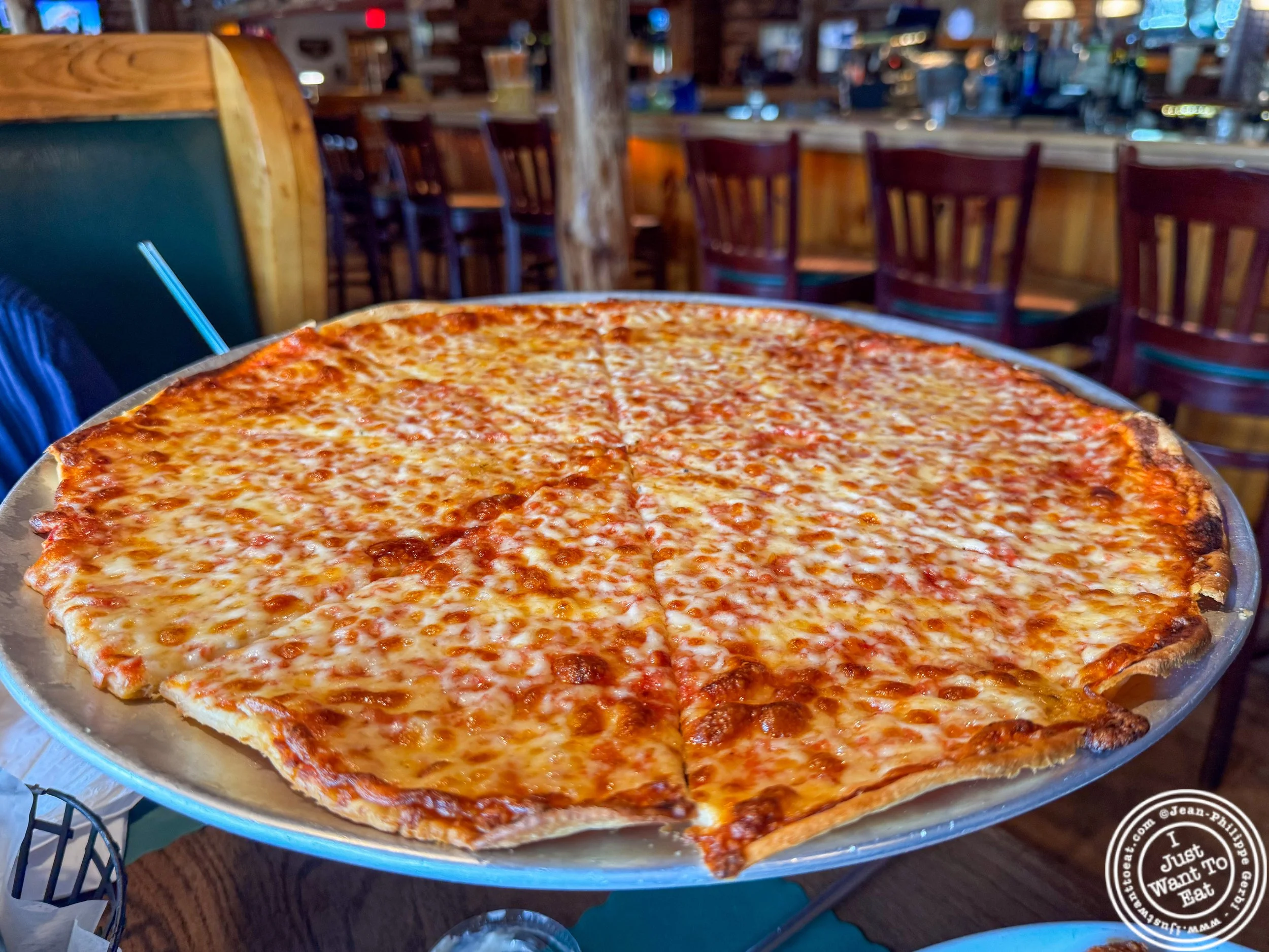 Plain pizza at The Cabin Restaurant in Freehold, NJ