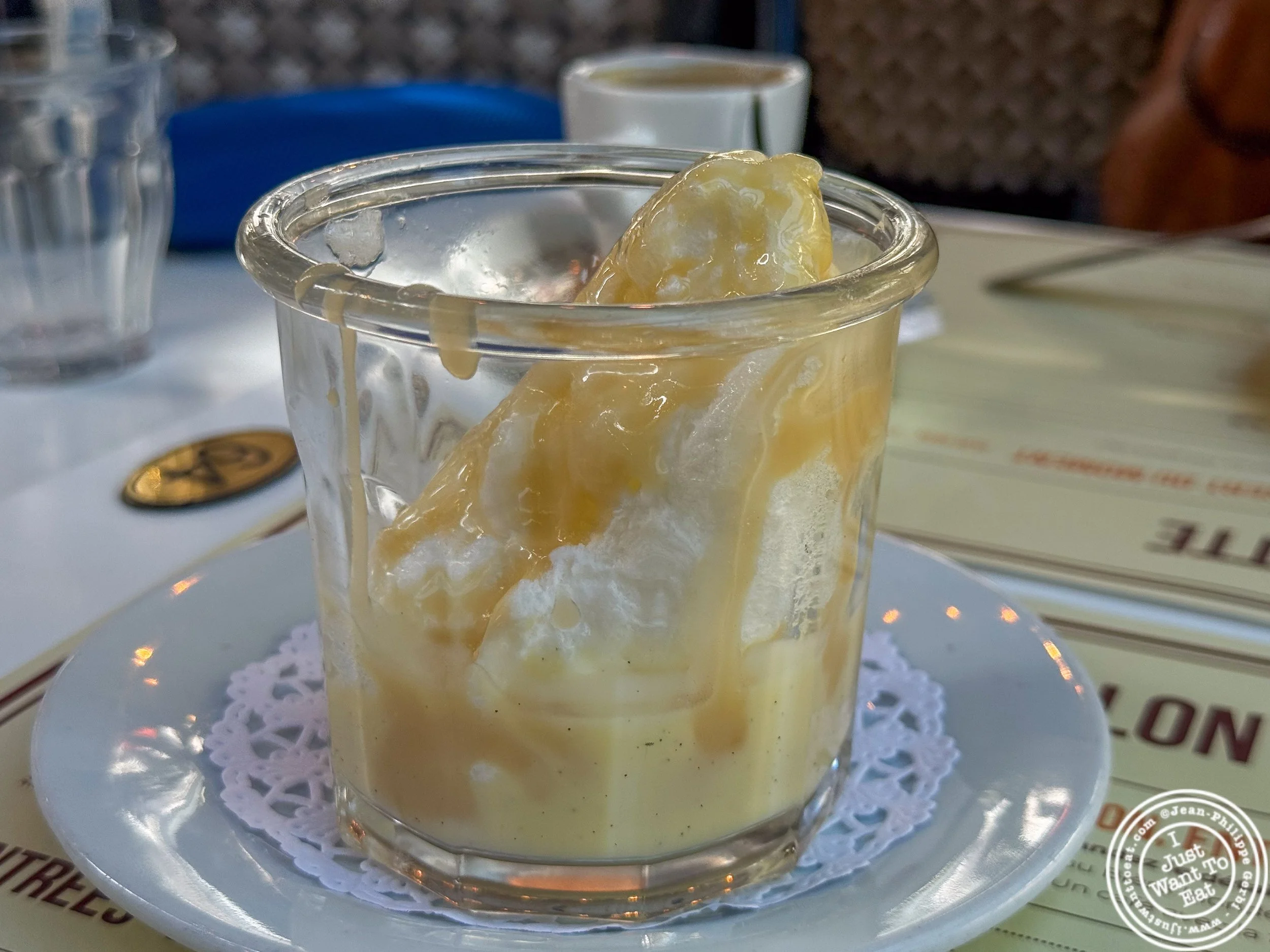 Ile Flottante at Bouillon Grenette in Grenoble, France
