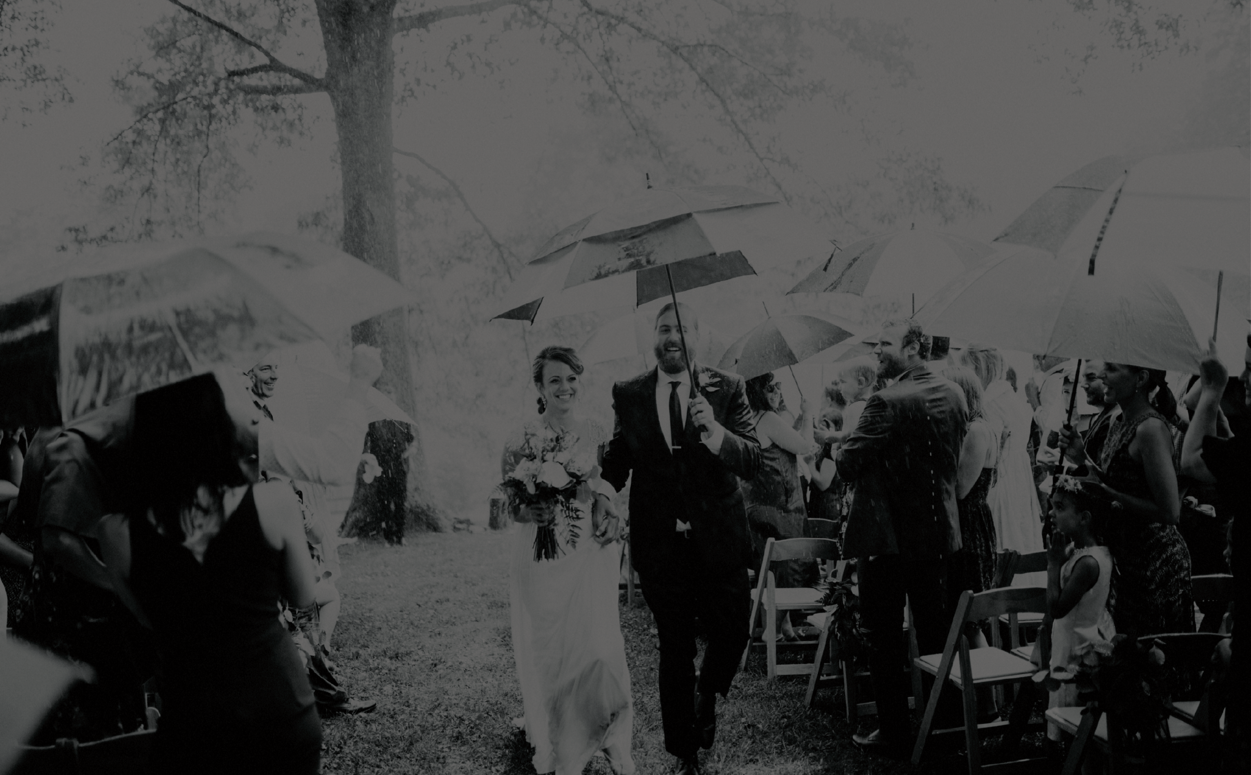 I don't even remember seeing her when I was walking down the isle but she got all the dreamiest photos...