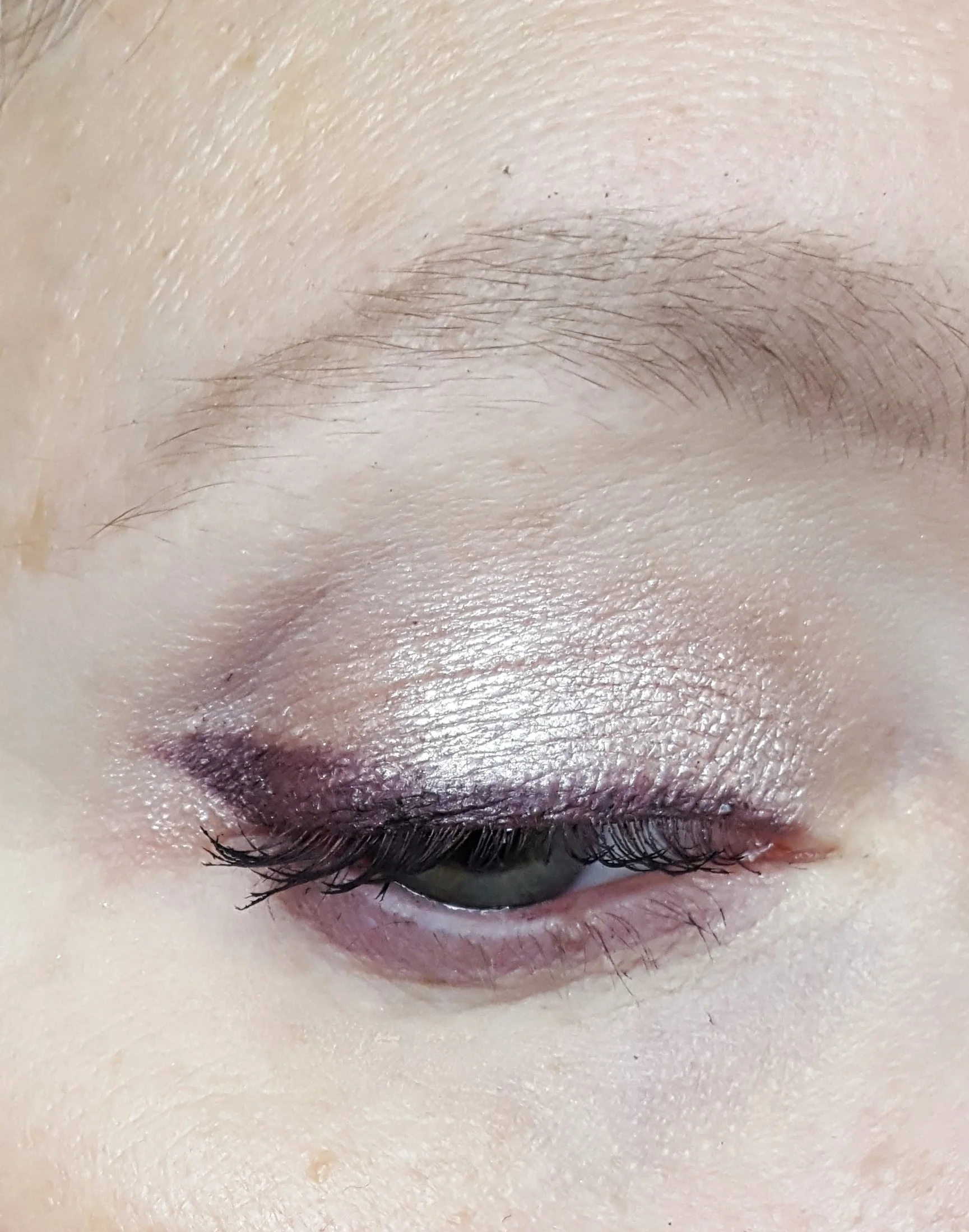 Tried to do a quick look with the shadow and liner so forgive the messy brow powder and mascara.