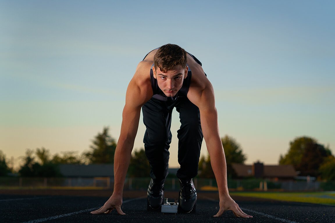 senior picture ideas for guys sports