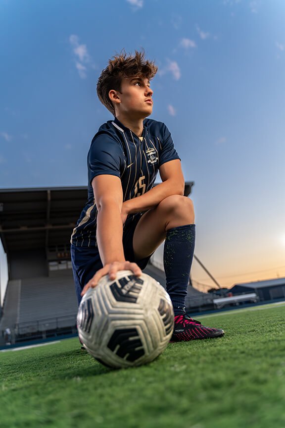 unique senior pictures soccer oregon.jpg