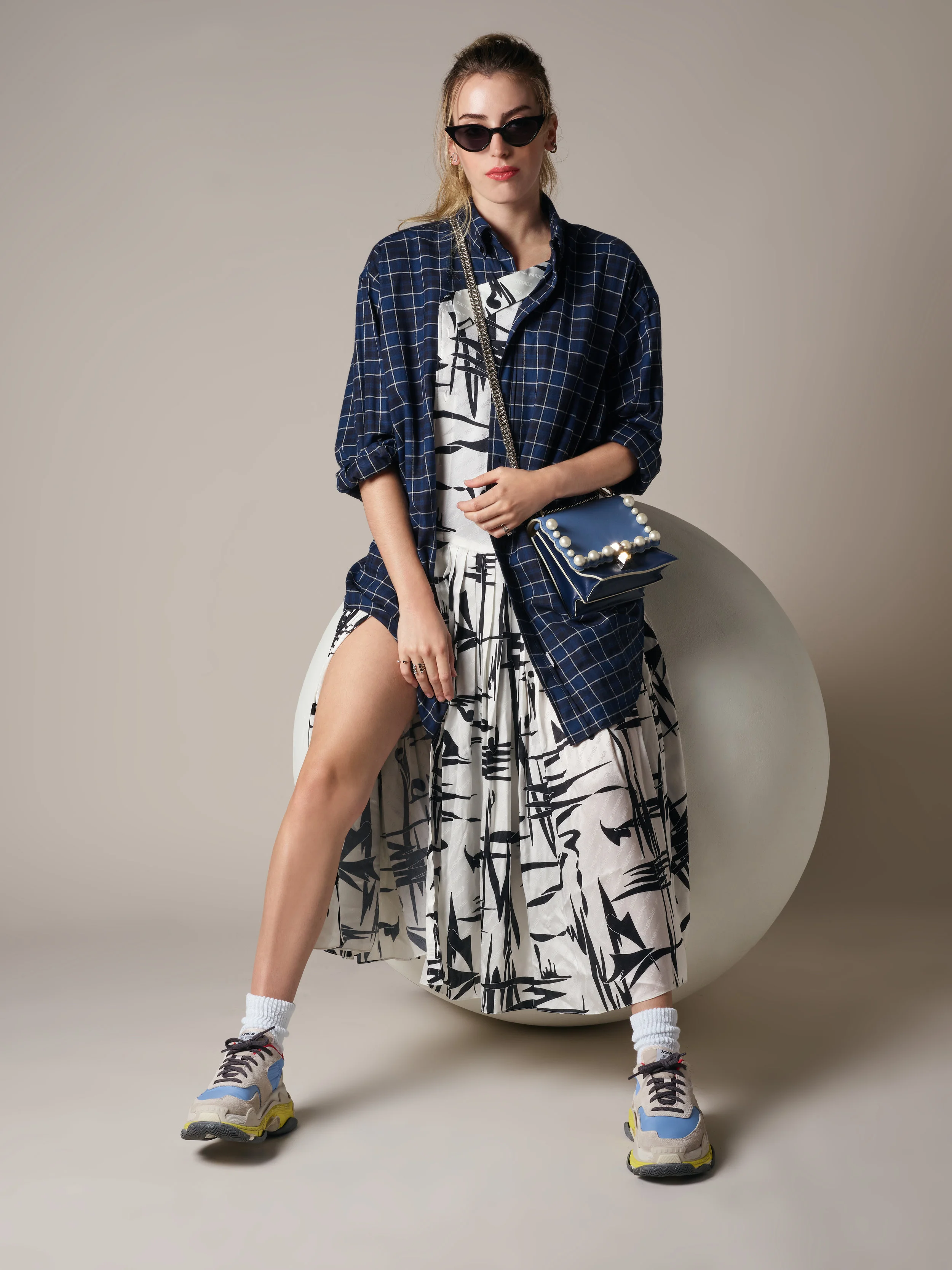 BAZAAR_x_SAKS_06_038R.jpg