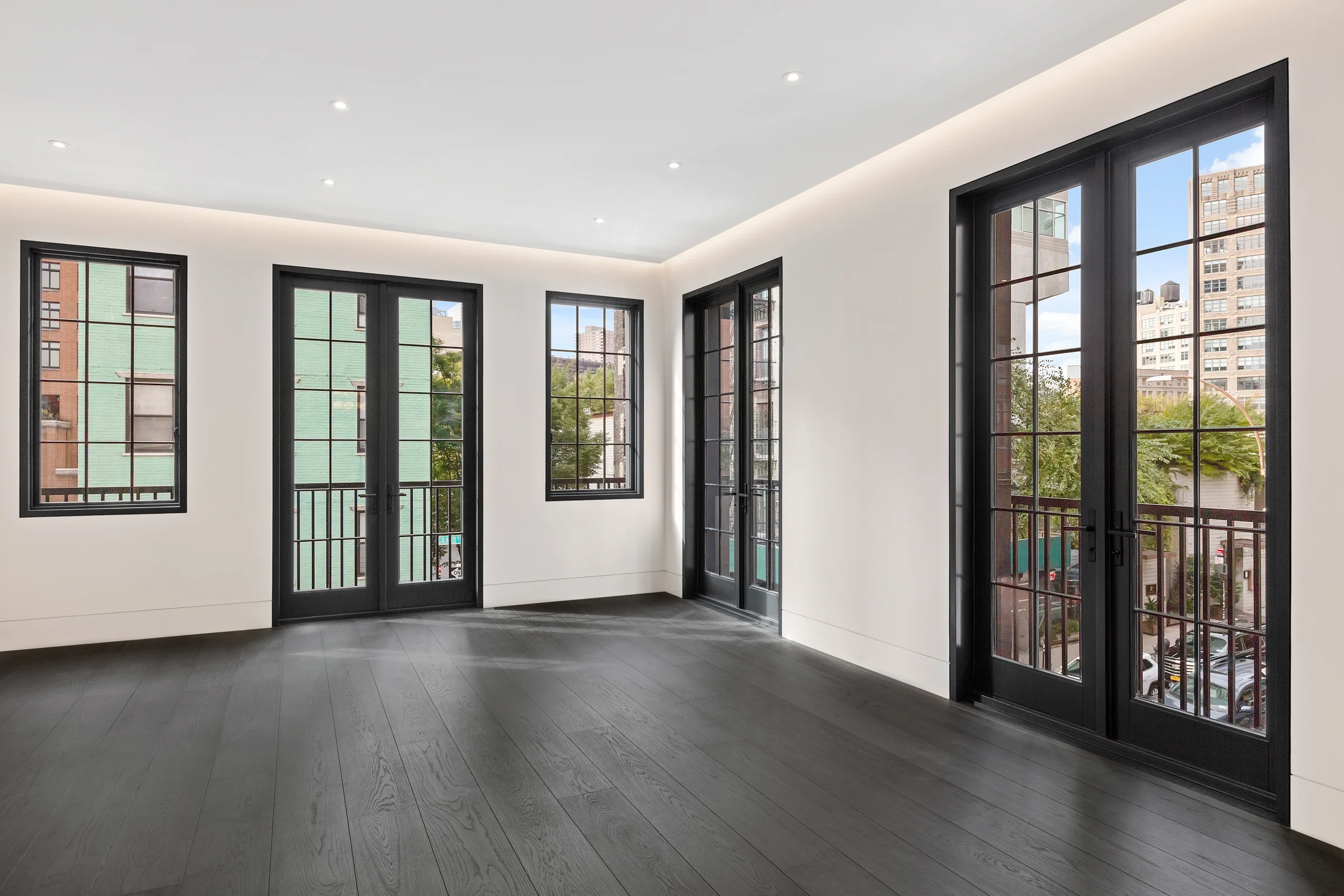Thompson_Living-Room.jpg