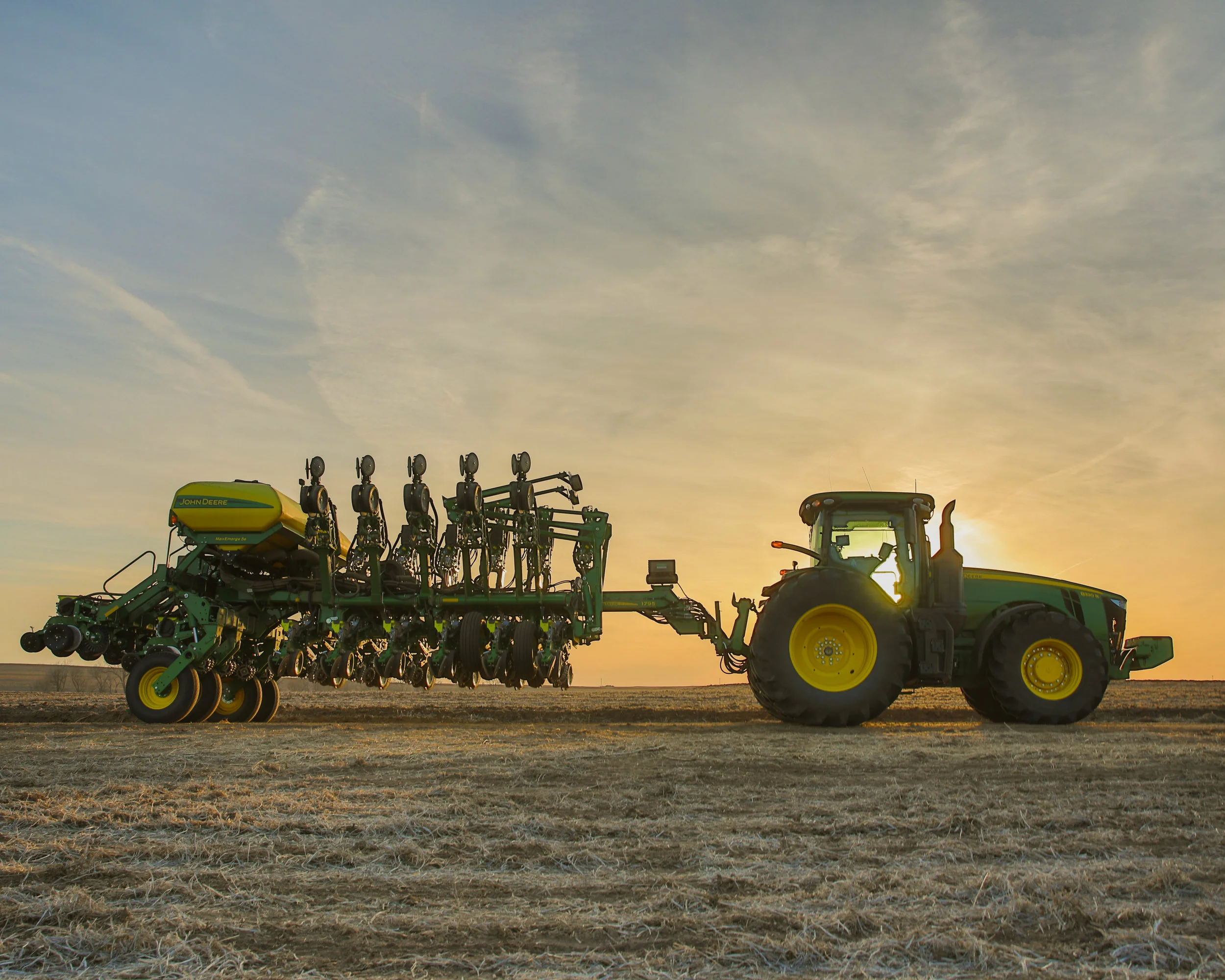 KS CORN Planting-McCauley image-16.jpg