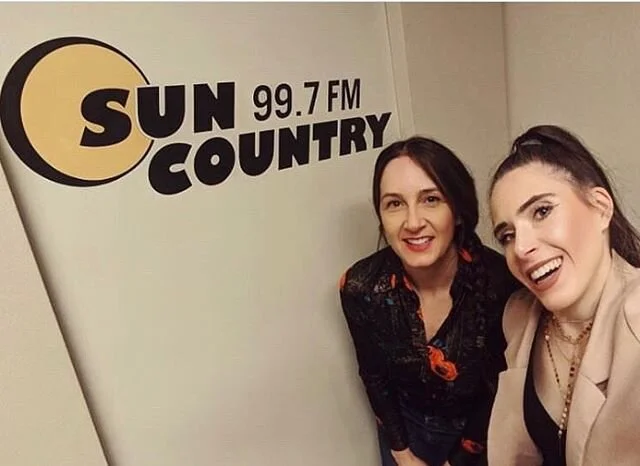 Hanging with my girl @sarahonairhighriver ⚡️for an interview that will air this coming Saturday.  Tune into sunny ☀️@suncountry997 Saturday 9am Sunday 3pm.  Online streaming too! -
-
-
-
#newmusic #selfie #suncountry #suncountry997 #roots #altcountry