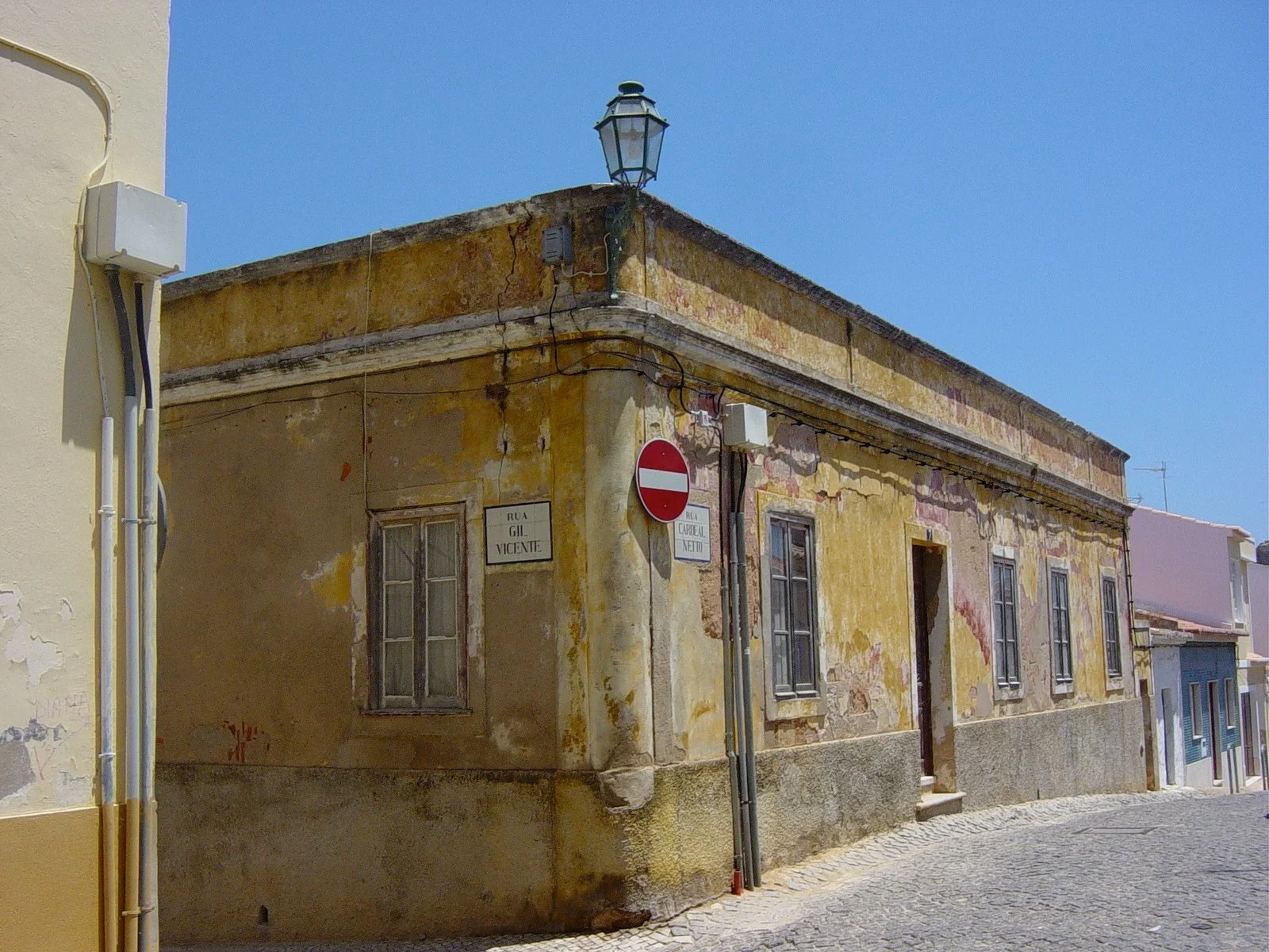 Lagos_Portugal.jpg