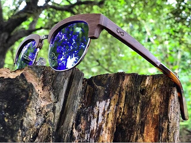 Pura vida 🇨🇷🍃🤙🏻 #costarica #sunglasses #lentes #wild #wuudz #bosque #forrest #nature #thursday #llegamos a costa rica❗️📸cred: @josearroyo24