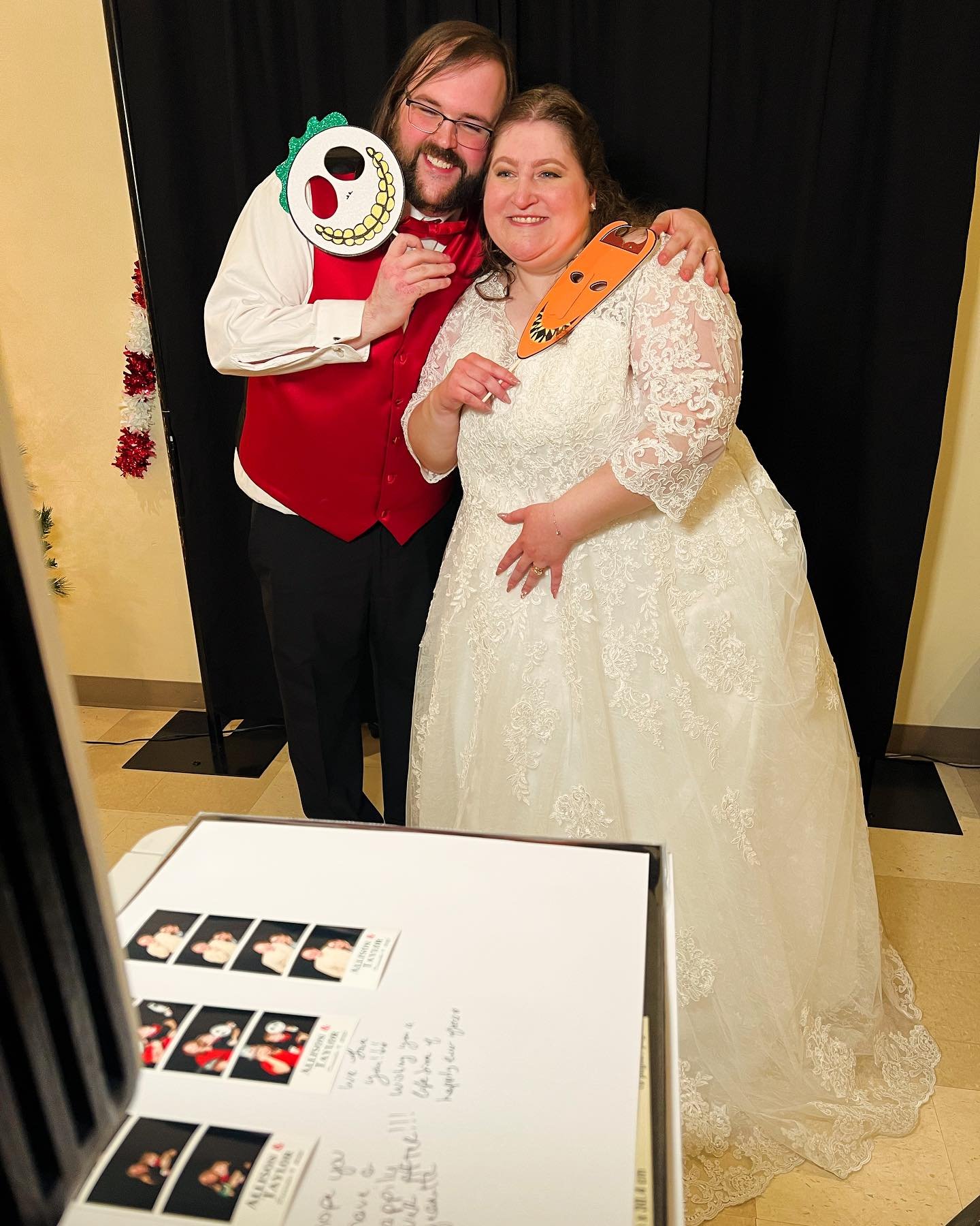 Congratulations to Allison &amp; Taylor on their #wedding #harrisburgpa #weddingphoto #weddingphotobooth #happy #love