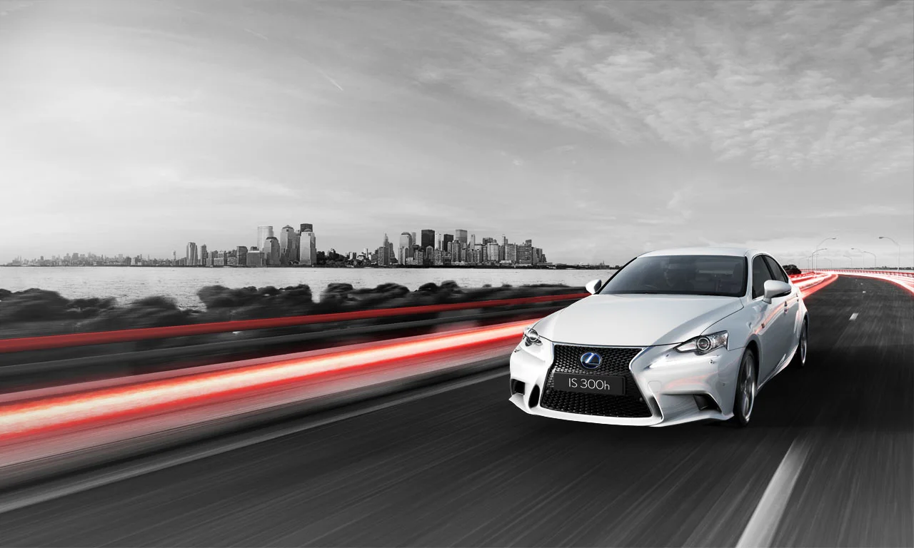 IS300h F Sport