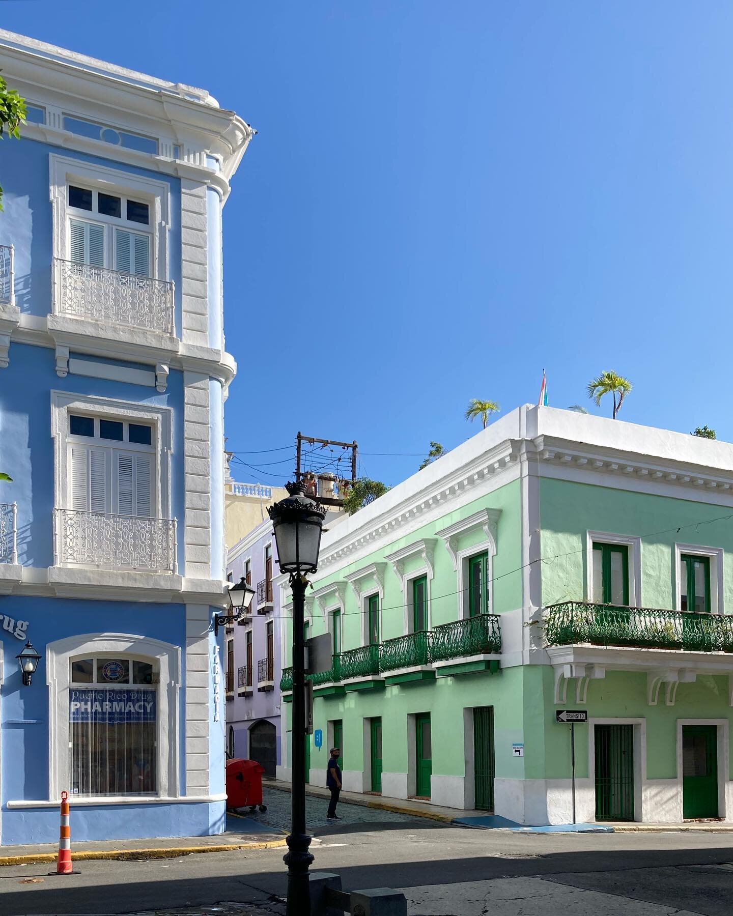 matching the sky blue... #kreativly #places #oldsanjuan #architecture