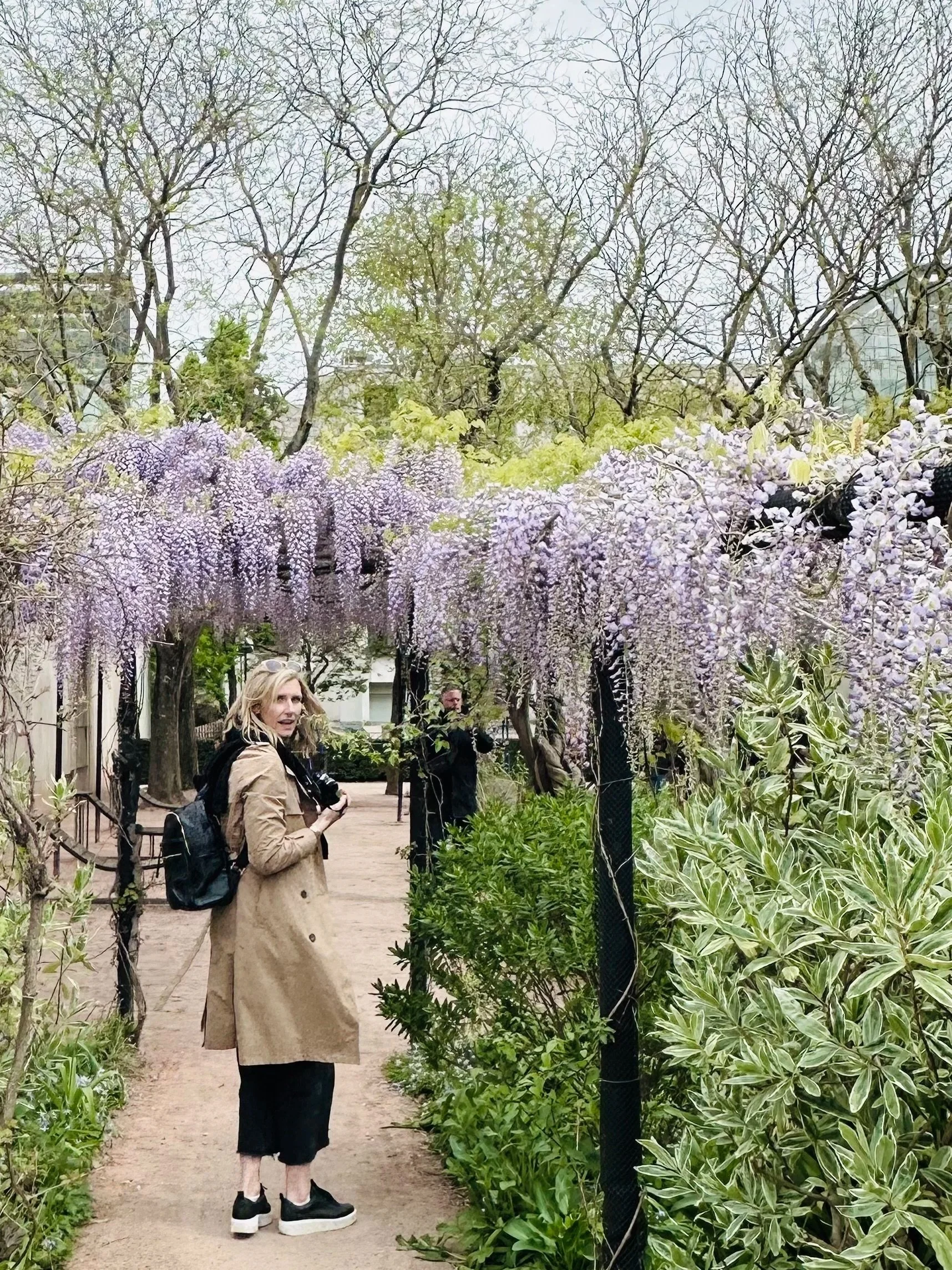LANDSCAPES & GARDENS OF PARI