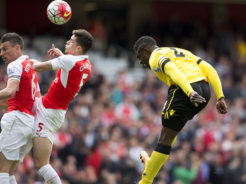 Micah Richards, en el Emirates | Fotografía: Aston Villa FC