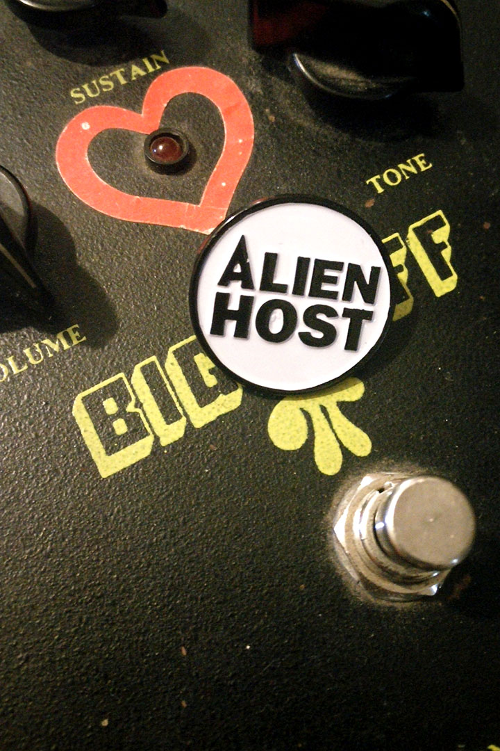 Alien Host 22mm Pin