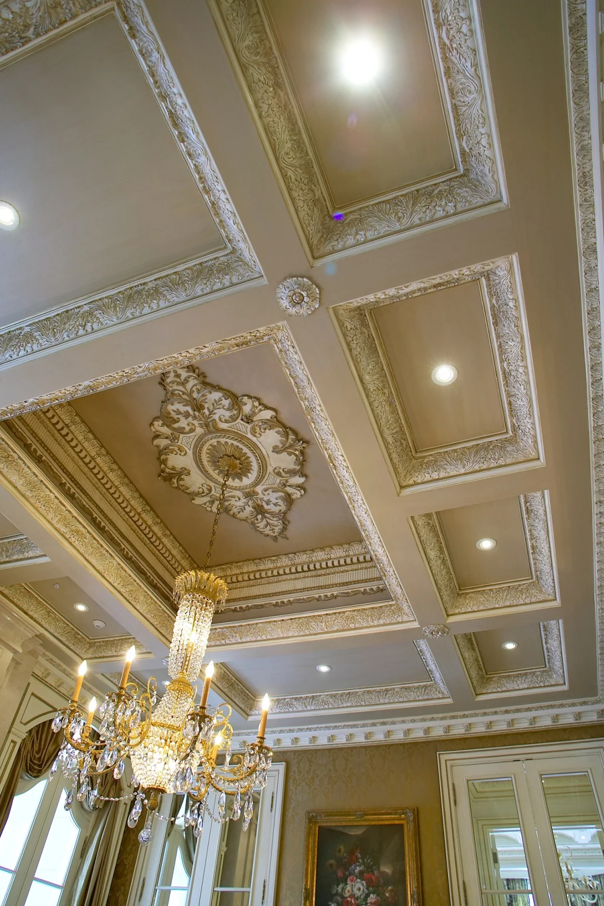 12-dine ceiling obl2.jpg