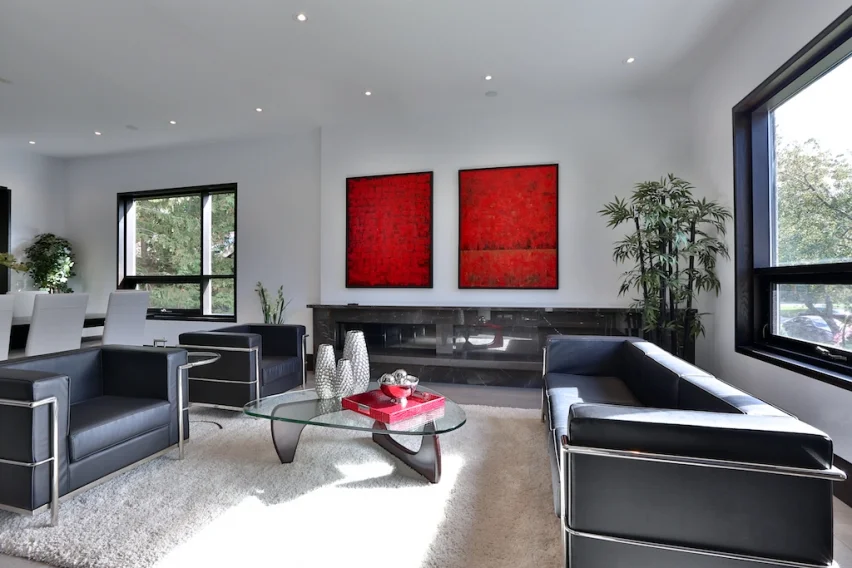7_Living Room.jpg