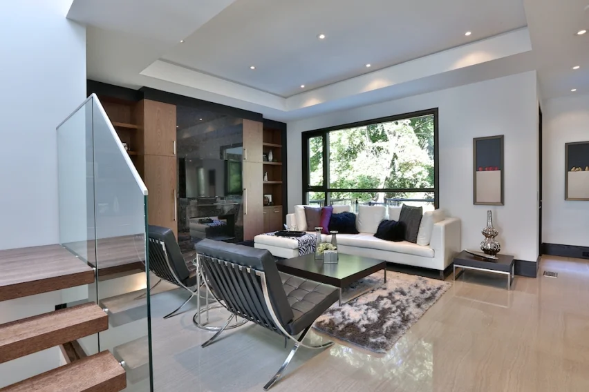 13_Family Room.jpg