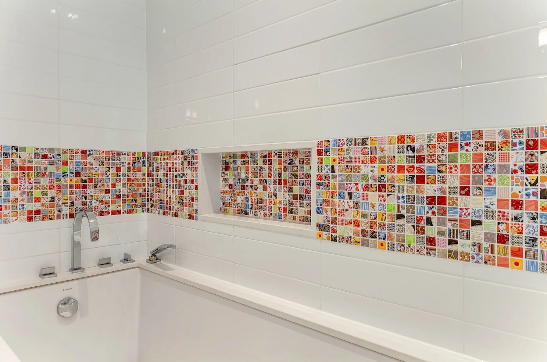 38_Kids_Bathroom.jpg
