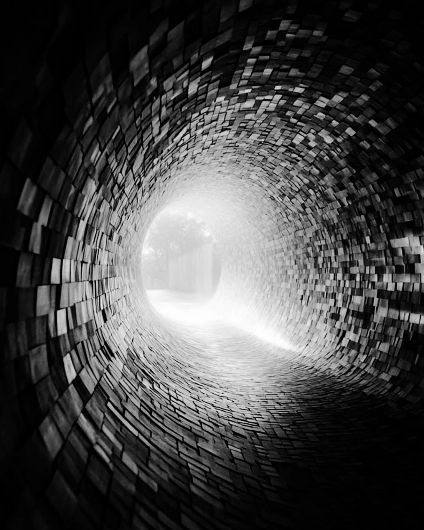 Inspiration | Each moment is a transition

Credit: @venice.architecture.biennale

#rachelweld #designinspo #tunnel #venicebiennale #architecture #inspo #space #lightandshadow #transitions